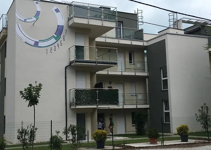 Sun-dial Apartmanhotel