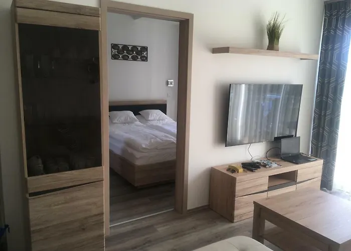 Sun-dial Apartmanhotel *